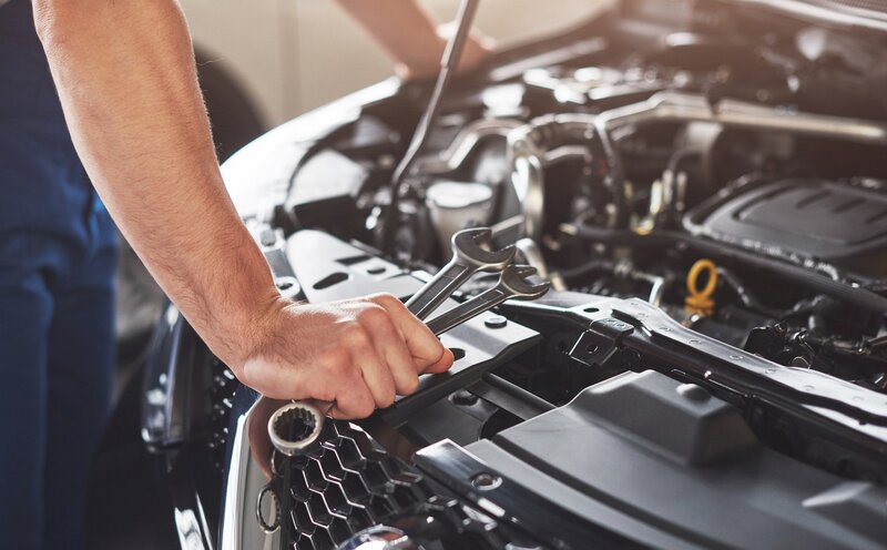 Servicii Auto Mobil - Reparatii la domiciliu si tractari auto